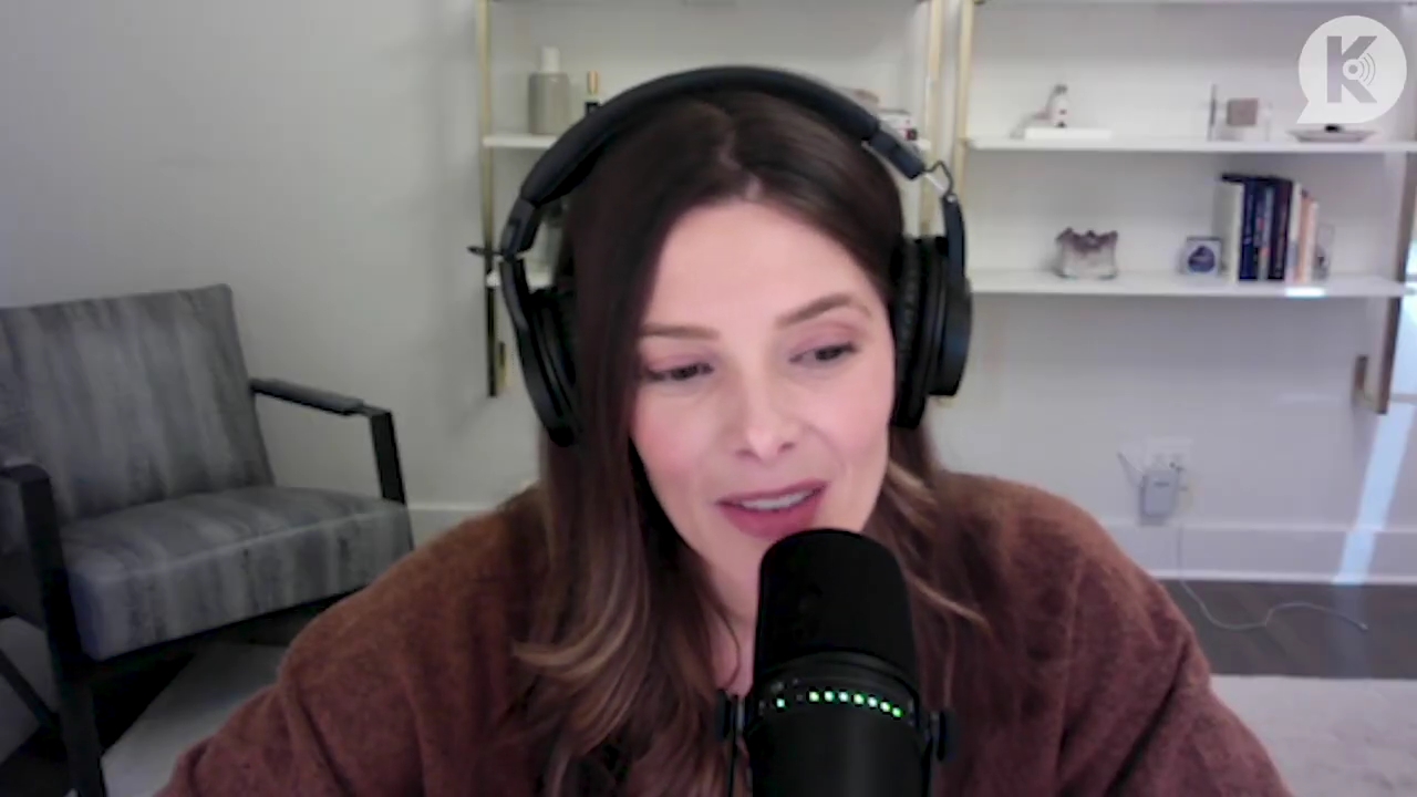 Ashley-Greene-dot-nl_TheTwilightEffect-AshleyAndMelanieAForeverFriendship1895.jpg Ashley-Greene-dot-nl_TheTwilightEffect-AshleyAndMelanieAForeverFriendship1895.jpg