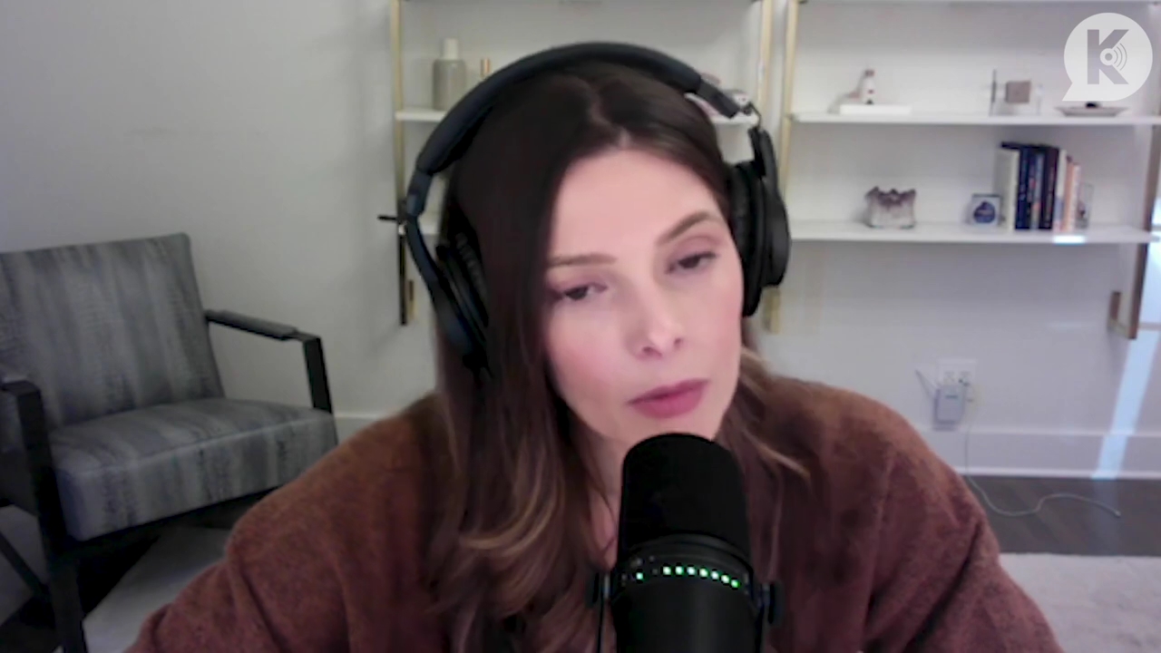 Ashley-Greene-dot-nl_TheTwilightEffect-AshleyAndMelanieAForeverFriendship1898.jpg Ashley-Greene-dot-nl_TheTwilightEffect-AshleyAndMelanieAForeverFriendship1898.jpg