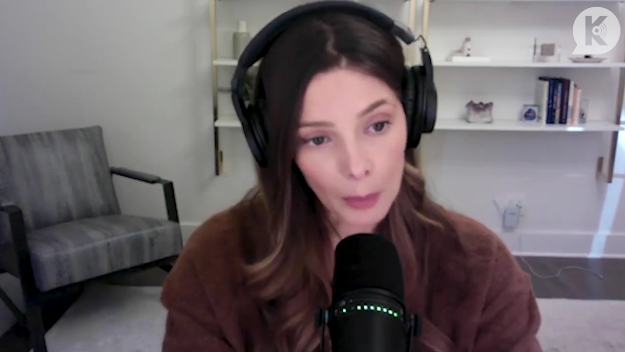 Ashley-Greene-dot-nl_TheTwilightEffect-AshleyAndMelanieAForeverFriendship1919.jpg Ashley-Greene-dot-nl_TheTwilightEffect-AshleyAndMelanieAForeverFriendship1919.jpg