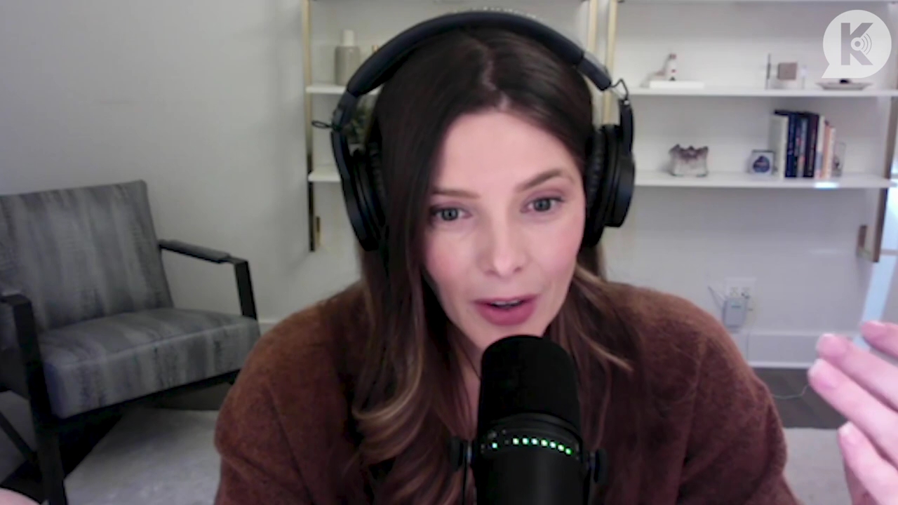 Ashley-Greene-dot-nl_TheTwilightEffect-AshleyAndMelanieAForeverFriendship1927.jpg Ashley-Greene-dot-nl_TheTwilightEffect-AshleyAndMelanieAForeverFriendship1927.jpg