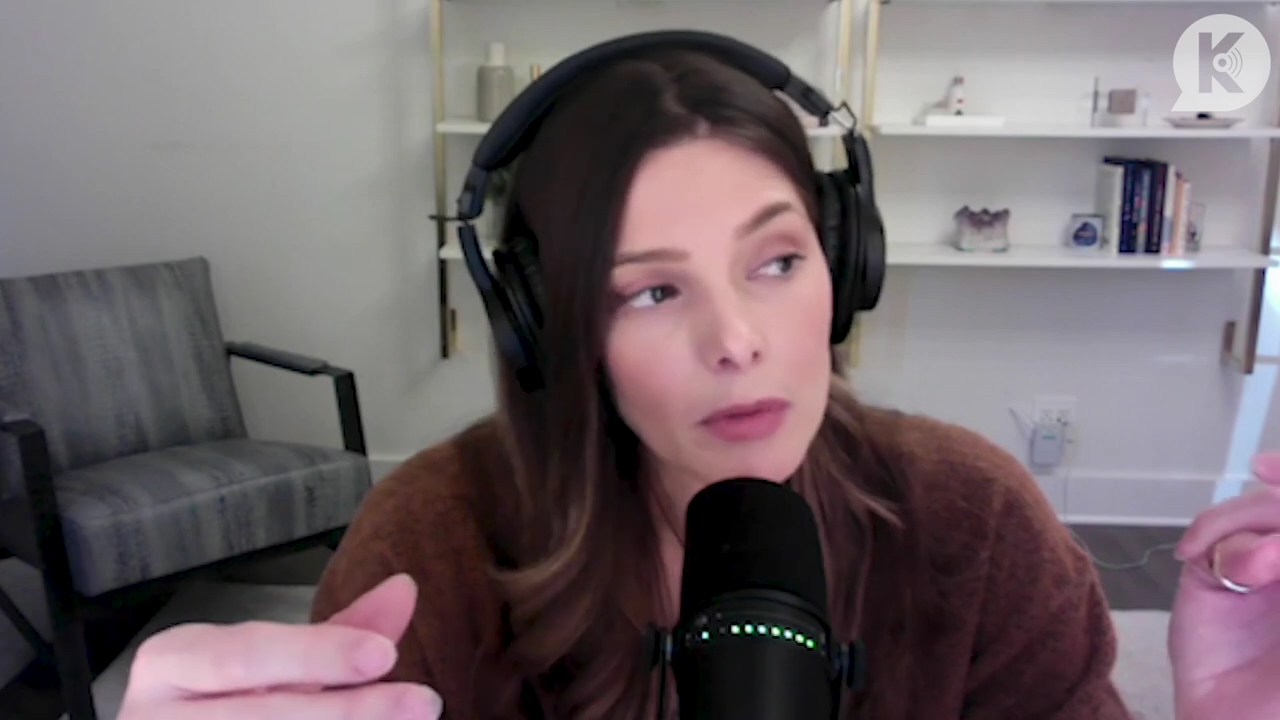 Ashley-Greene-dot-nl_TheTwilightEffect-AshleyAndMelanieAForeverFriendship1932.jpg Ashley-Greene-dot-nl_TheTwilightEffect-AshleyAndMelanieAForeverFriendship1932.jpg