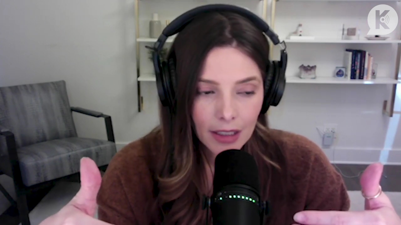 Ashley-Greene-dot-nl_TheTwilightEffect-AshleyAndMelanieAForeverFriendship1941.jpg Ashley-Greene-dot-nl_TheTwilightEffect-AshleyAndMelanieAForeverFriendship1941.jpg