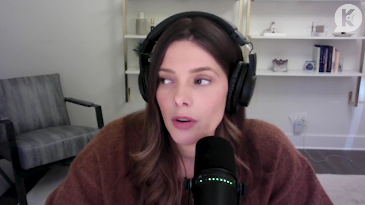 Ashley-Greene-dot-nl_TheTwilightEffect-AshleyAndMelanieAForeverFriendship2014.jpg Ashley-Greene-dot-nl_TheTwilightEffect-AshleyAndMelanieAForeverFriendship2014.jpg