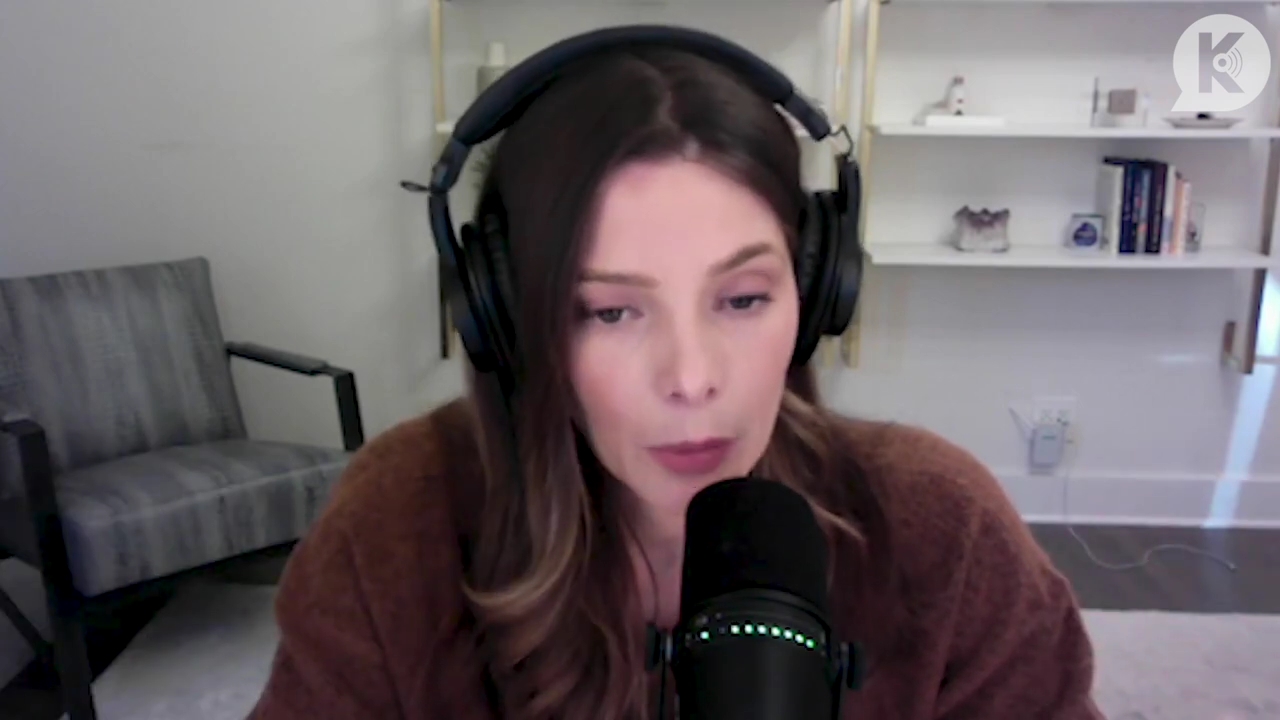 Ashley-Greene-dot-nl_TheTwilightEffect-AshleyAndMelanieAForeverFriendship2031.jpg Ashley-Greene-dot-nl_TheTwilightEffect-AshleyAndMelanieAForeverFriendship2031.jpg