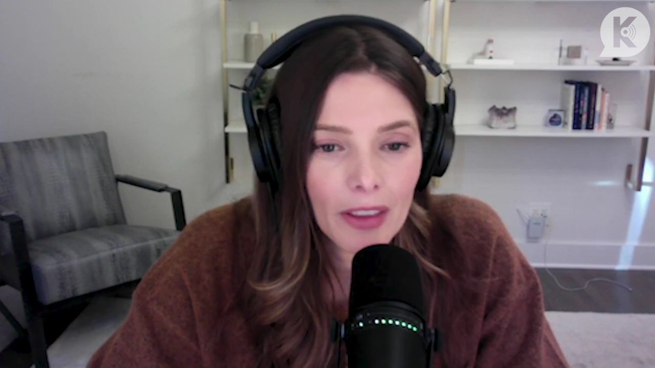 Ashley-Greene-dot-nl_TheTwilightEffect-AshleyAndMelanieAForeverFriendship2114.jpg Ashley-Greene-dot-nl_TheTwilightEffect-AshleyAndMelanieAForeverFriendship2114.jpg