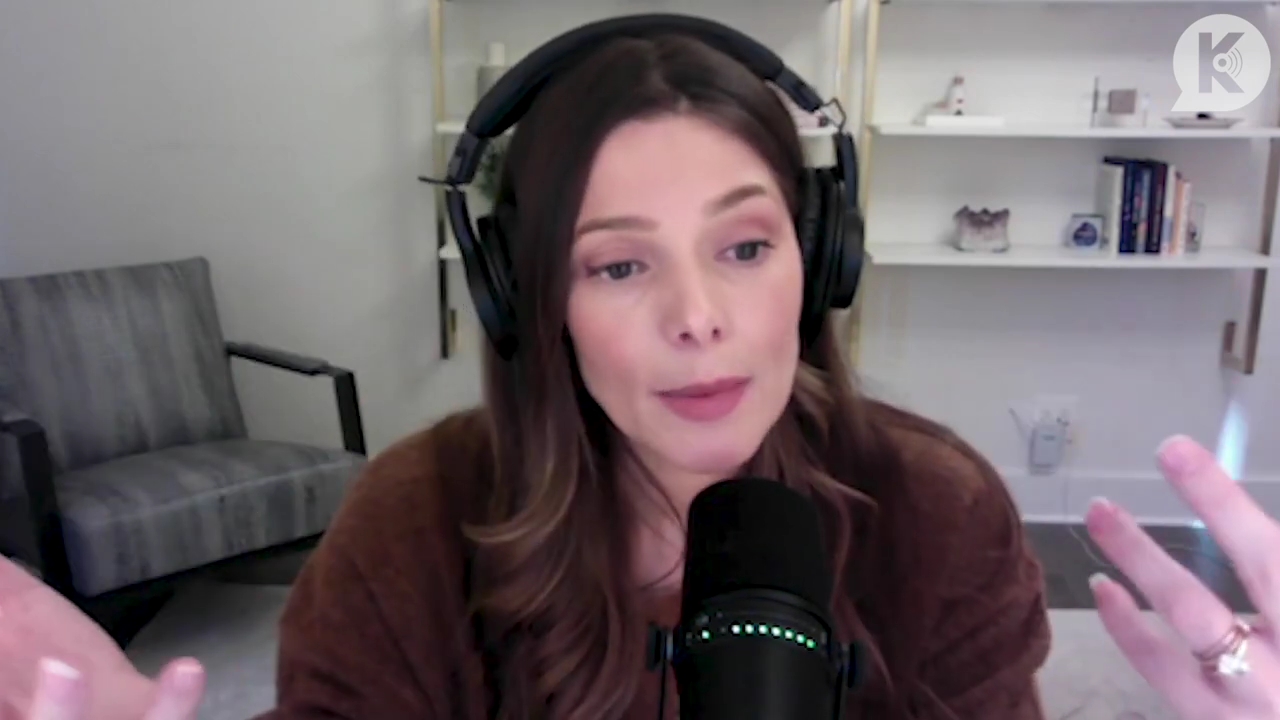 Ashley-Greene-dot-nl_TheTwilightEffect-AshleyAndMelanieAForeverFriendship2375.jpg Ashley-Greene-dot-nl_TheTwilightEffect-AshleyAndMelanieAForeverFriendship2375.jpg