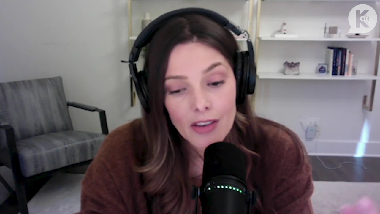 Ashley-Greene-dot-nl_TheTwilightEffect-AshleyAndMelanieAForeverFriendship2381.jpg Ashley-Greene-dot-nl_TheTwilightEffect-AshleyAndMelanieAForeverFriendship2381.jpg