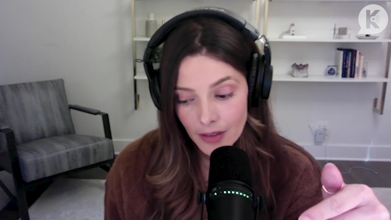 Ashley-Greene-dot-nl_TheTwilightEffect-AshleyAndMelanieAForeverFriendship2511.jpg Ashley-Greene-dot-nl_TheTwilightEffect-AshleyAndMelanieAForeverFriendship2511.jpg