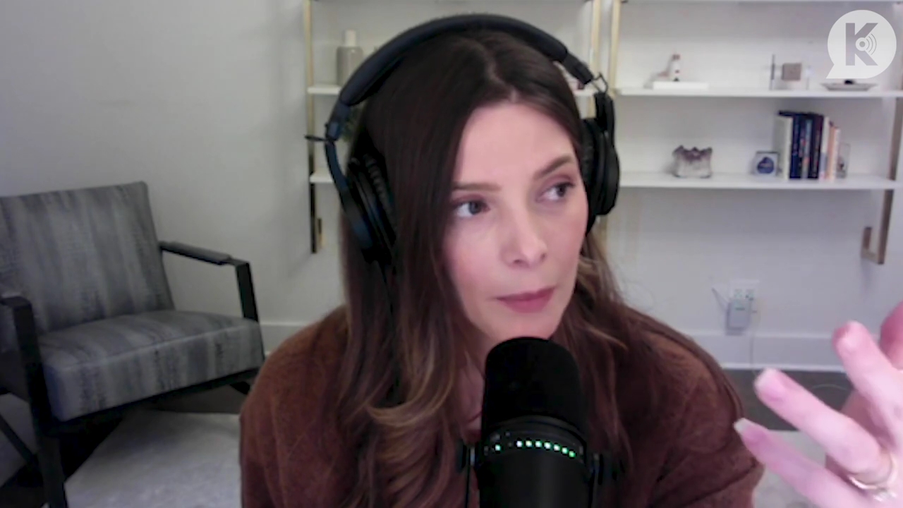 Ashley-Greene-dot-nl_TheTwilightEffect-AshleyAndMelanieAForeverFriendship2515.jpg Ashley-Greene-dot-nl_TheTwilightEffect-AshleyAndMelanieAForeverFriendship2515.jpg