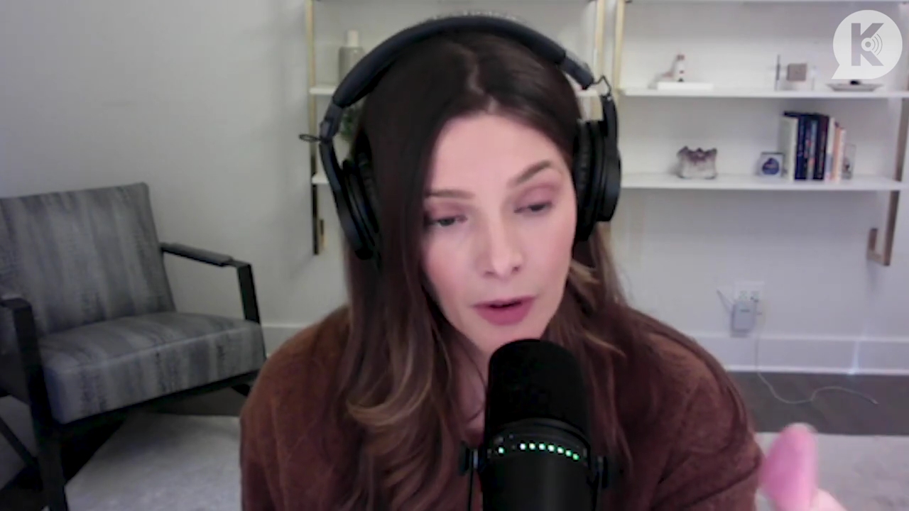 Ashley-Greene-dot-nl_TheTwilightEffect-AshleyAndMelanieAForeverFriendship2517.jpg Ashley-Greene-dot-nl_TheTwilightEffect-AshleyAndMelanieAForeverFriendship2517.jpg