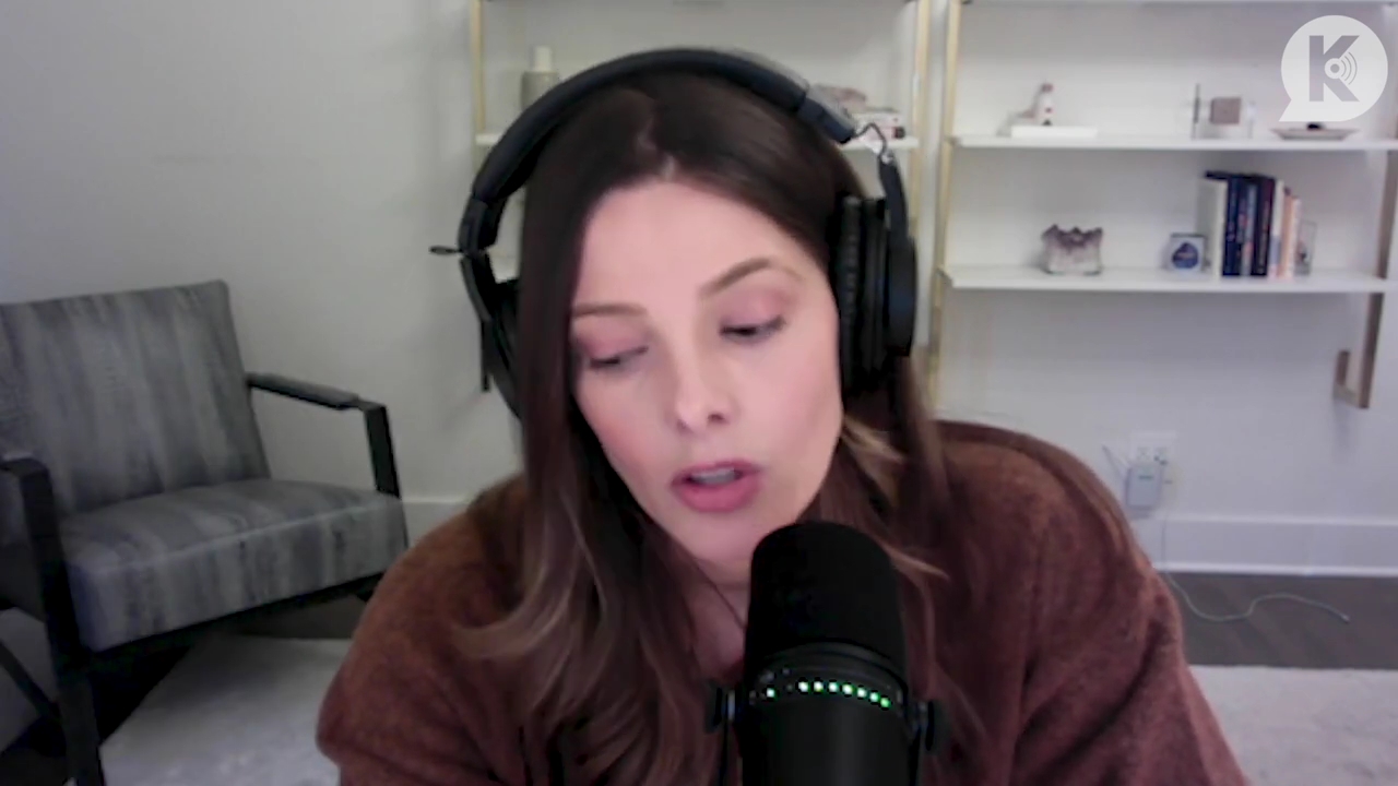 Ashley-Greene-dot-nl_TheTwilightEffect-AshleyAndMelanieAForeverFriendship2538.jpg