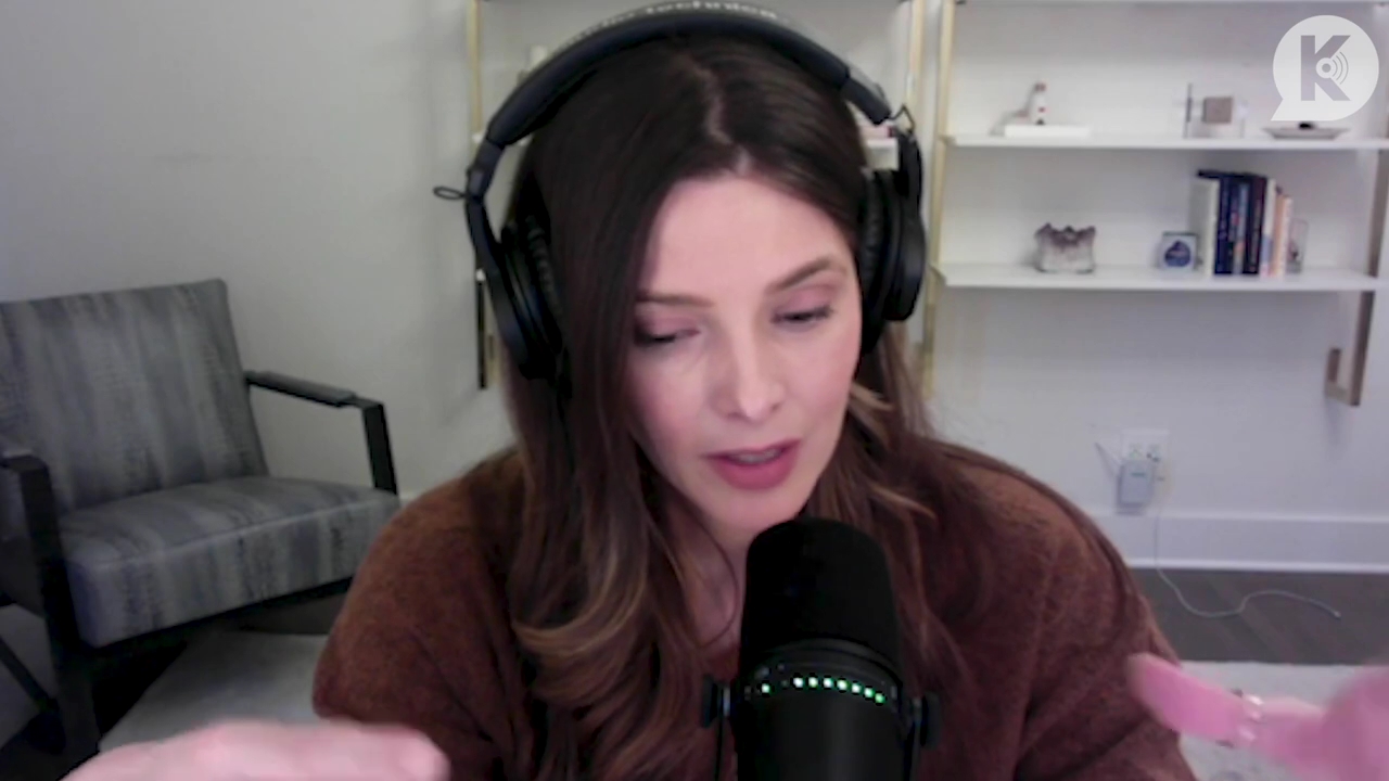 Ashley-Greene-dot-nl_TheTwilightEffect-AshleyAndMelanieAForeverFriendship2559.jpg Ashley-Greene-dot-nl_TheTwilightEffect-AshleyAndMelanieAForeverFriendship2559.jpg