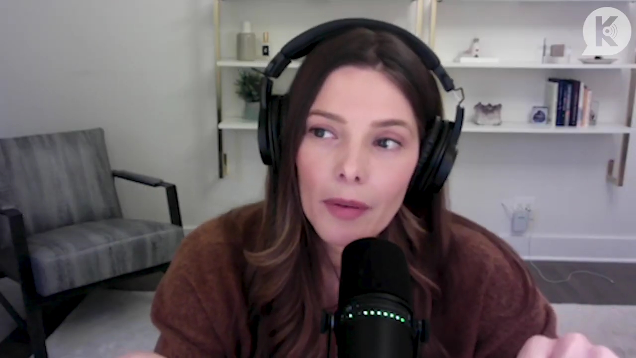 Ashley-Greene-dot-nl_TheTwilightEffect-AshleyAndMelanieAForeverFriendship2626.jpg Ashley-Greene-dot-nl_TheTwilightEffect-AshleyAndMelanieAForeverFriendship2626.jpg