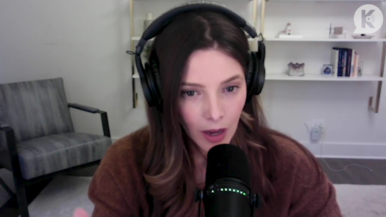 Ashley-Greene-dot-nl_TheTwilightEffect-AshleyAndMelanieAForeverFriendship2631.jpg