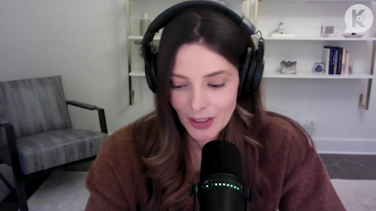 Ashley-Greene-dot-nl_TheTwilightEffect-AshleyAndMelanieAForeverFriendship2650.jpg