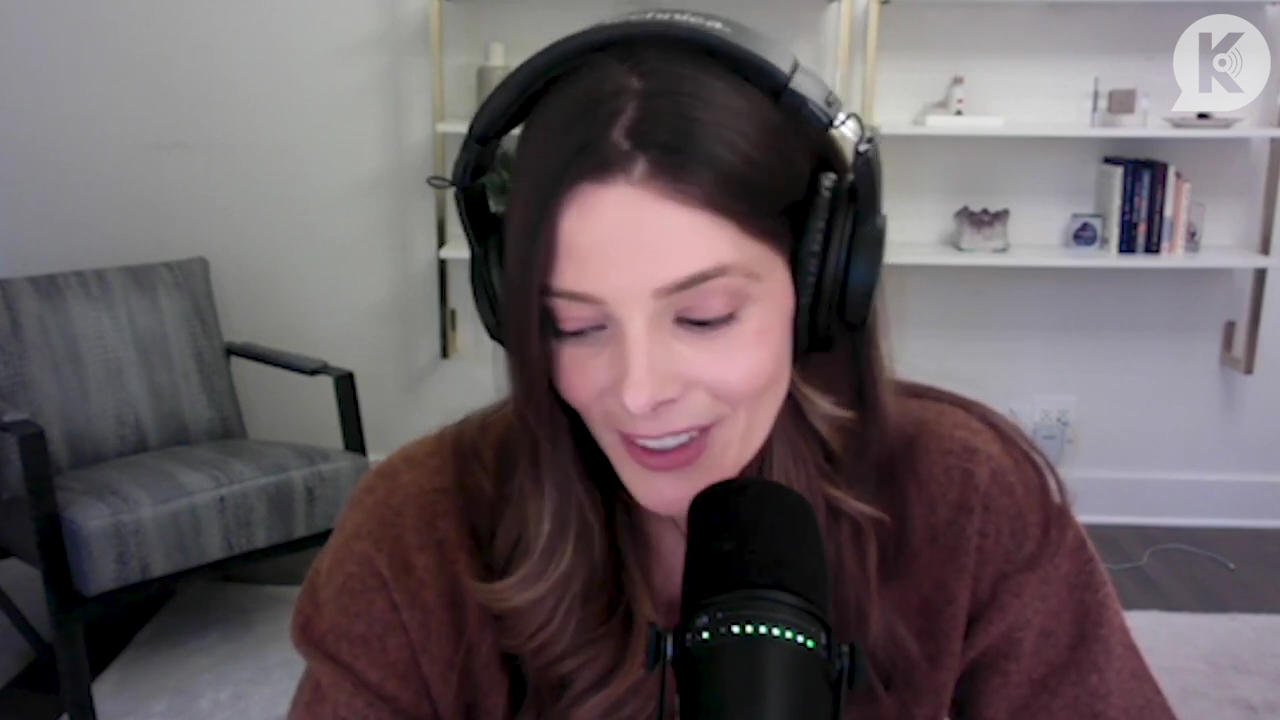 Ashley-Greene-dot-nl_TheTwilightEffect-AshleyAndMelanieAForeverFriendship2651.jpg