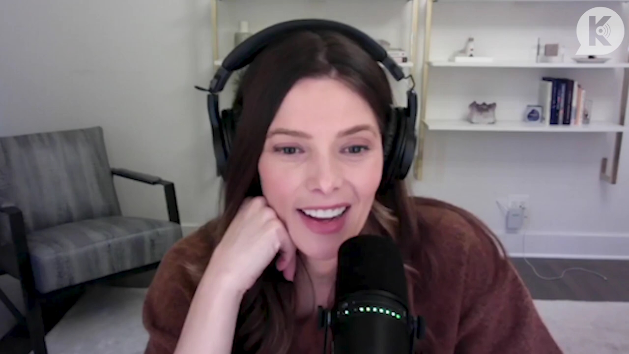 Ashley-Greene-dot-nl_TheTwilightEffect-AshleyAndMelanieAForeverFriendship2666.jpg