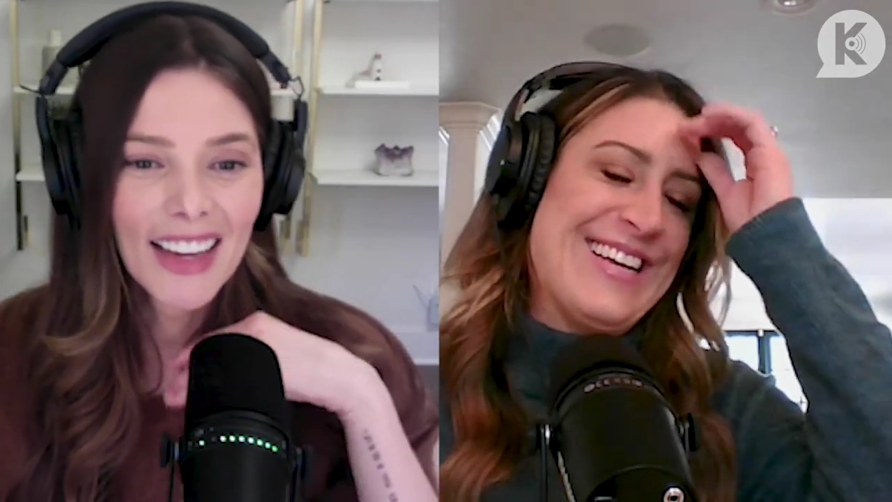 Ashley-Greene-dot-nl_TheTwilightEffect-AshleyAndMelanieAForeverFriendship2709.jpg