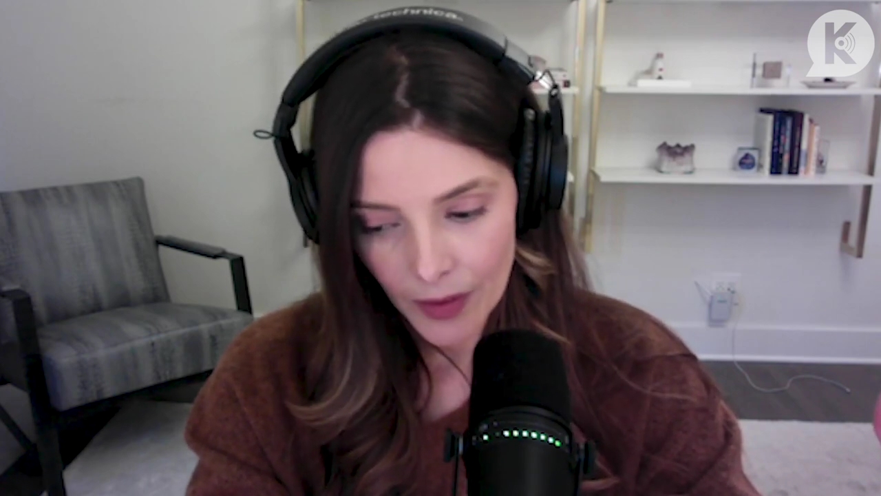 Ashley-Greene-dot-nl_TheTwilightEffect-AshleyAndMelanieAForeverFriendship2771.jpg