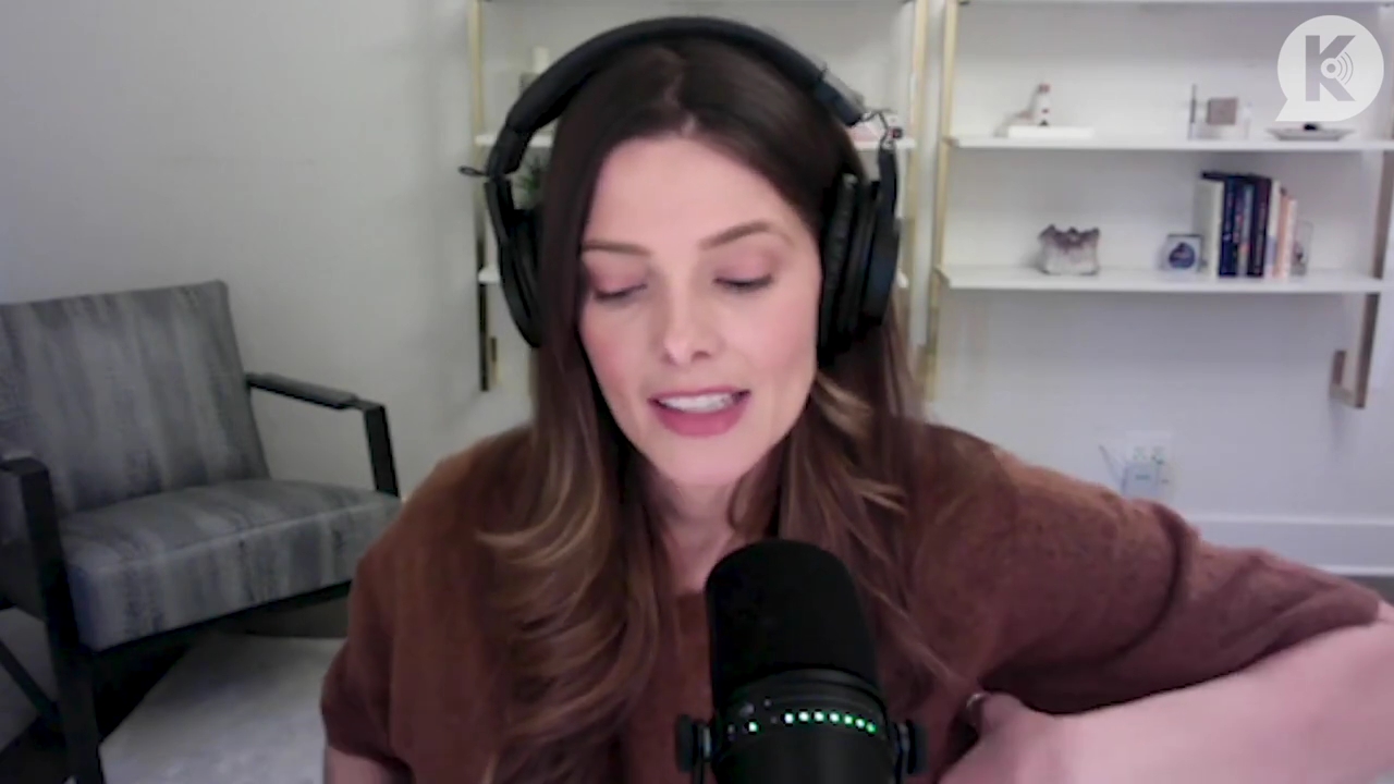 Ashley-Greene-dot-nl_TheTwilightEffect-AshleyAndMelanieAForeverFriendship3176.jpg