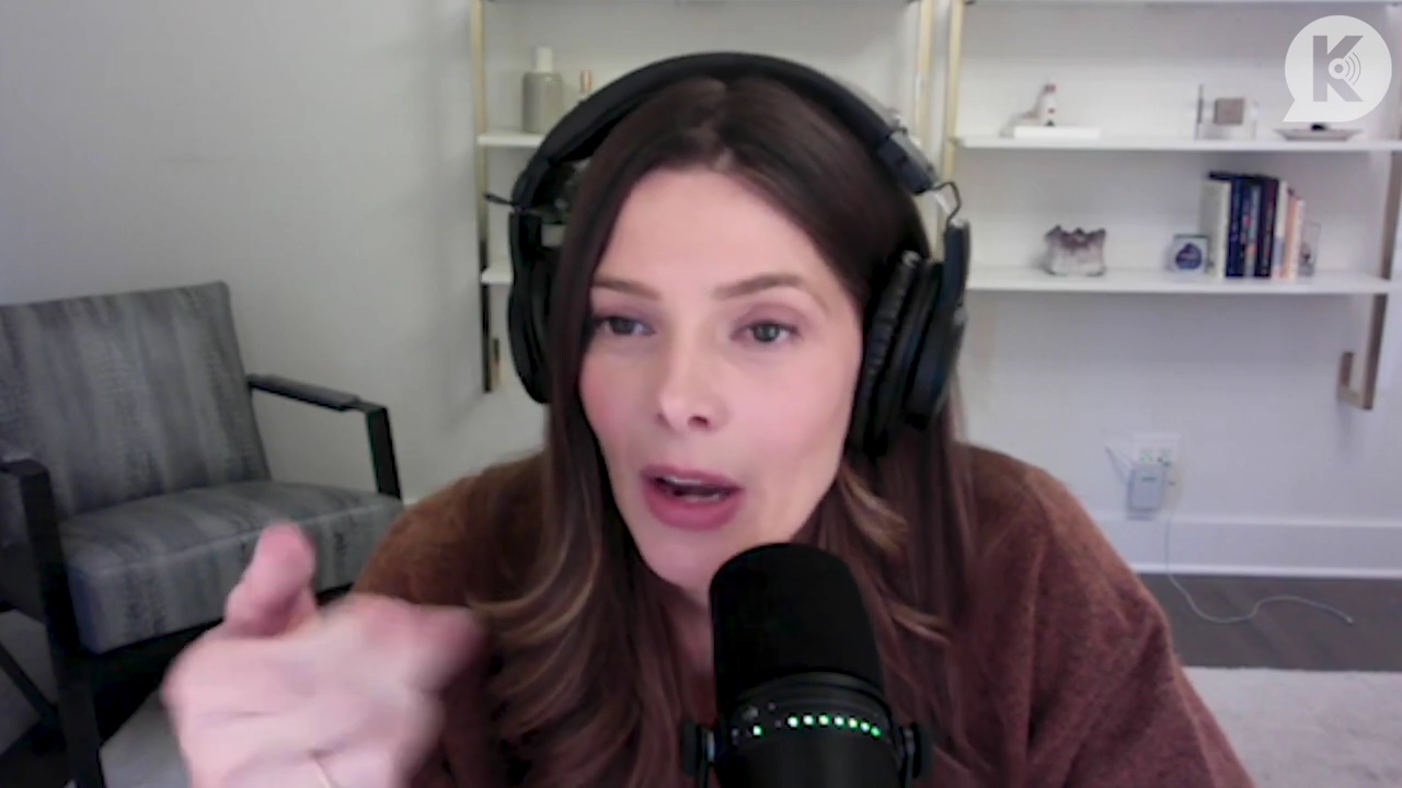 Ashley-Greene-dot-nl_TheTwilightEffect-AshleyAndMelanieAForeverFriendship3192.jpg