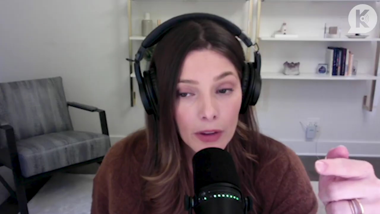 Ashley-Greene-dot-nl_TheTwilightEffect-AshleyAndMelanieAForeverFriendship3270.jpg Ashley-Greene-dot-nl_TheTwilightEffect-AshleyAndMelanieAForeverFriendship3270.jpg