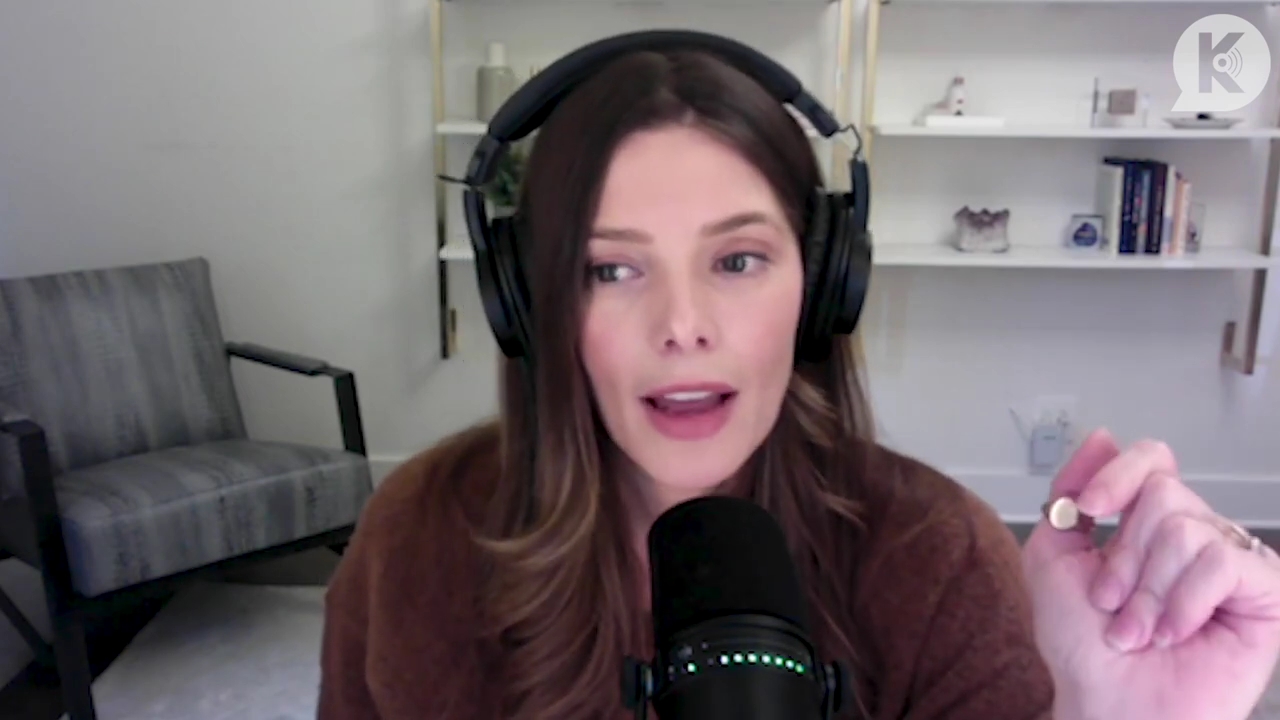 Ashley-Greene-dot-nl_TheTwilightEffect-AshleyAndMelanieAForeverFriendship3277.jpg