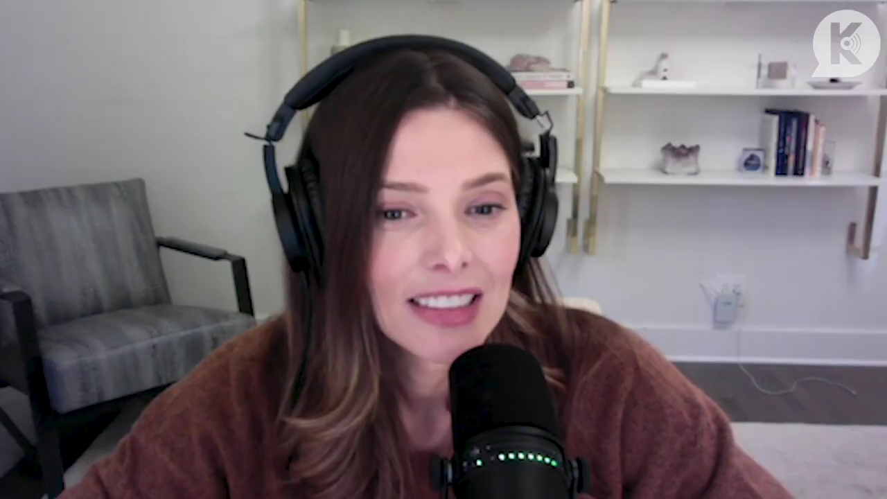 Ashley-Greene-dot-nl_TheTwilightEffect-AshleyAndMelanieAForeverFriendship3292.jpg