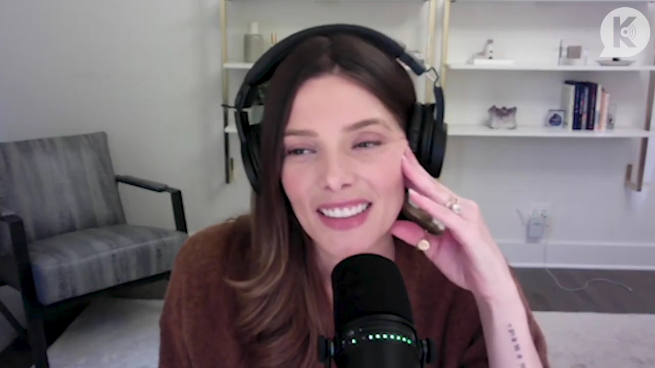 Ashley-Greene-dot-nl_TheTwilightEffect-AshleyAndMelanieAForeverFriendship3307.jpg