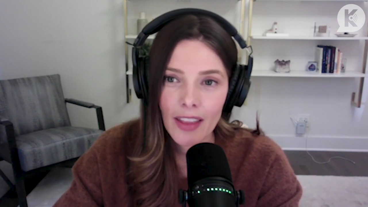 Ashley-Greene-dot-nl_TheTwilightEffect-AshleyAndMelanieAForeverFriendship3356.jpg