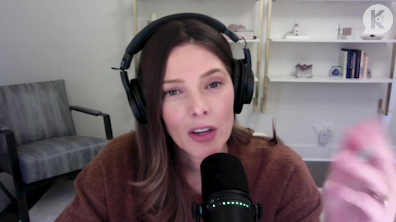 Ashley-Greene-dot-nl_TheTwilightEffect-AshleyAndMelanieAForeverFriendship3362.jpg