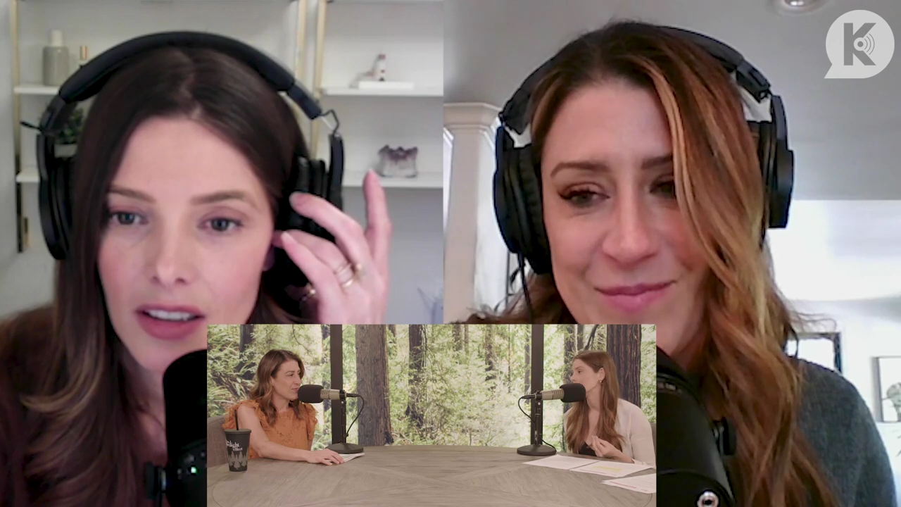 Ashley-Greene-dot-nl_TheTwilightEffect-AshleyAndMelanieAForeverFriendship3930.jpg