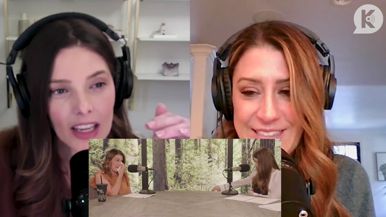 Ashley-Greene-dot-nl_TheTwilightEffect-AshleyAndMelanieAForeverFriendship4032.jpg