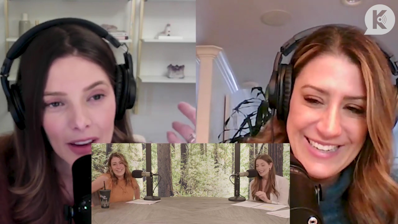 Ashley-Greene-dot-nl_TheTwilightEffect-AshleyAndMelanieAForeverFriendship4040.jpg