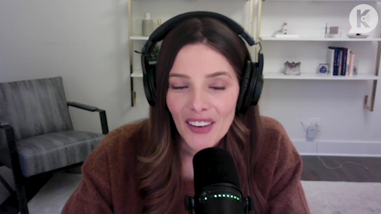 Ashley-Greene-dot-nl_TheTwilightEffect-AshleyAndMelanieAForeverFriendship4062.jpg