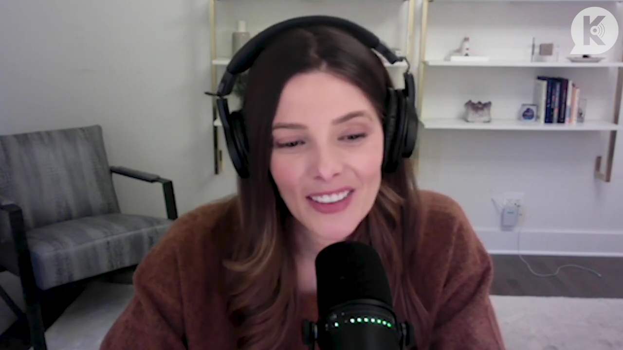 Ashley-Greene-dot-nl_TheTwilightEffect-AshleyAndMelanieAForeverFriendship4066.jpg
