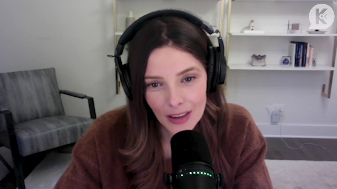 Ashley-Greene-dot-nl_TheTwilightEffect-AshleyAndMelanieAForeverFriendship4068.jpg