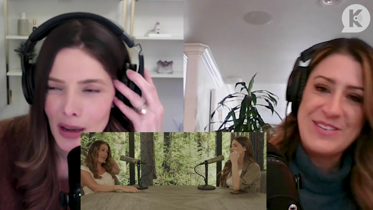 Ashley-Greene-dot-nl_TheTwilightEffect-AshleyAndMelanieAForeverFriendship4101.jpg