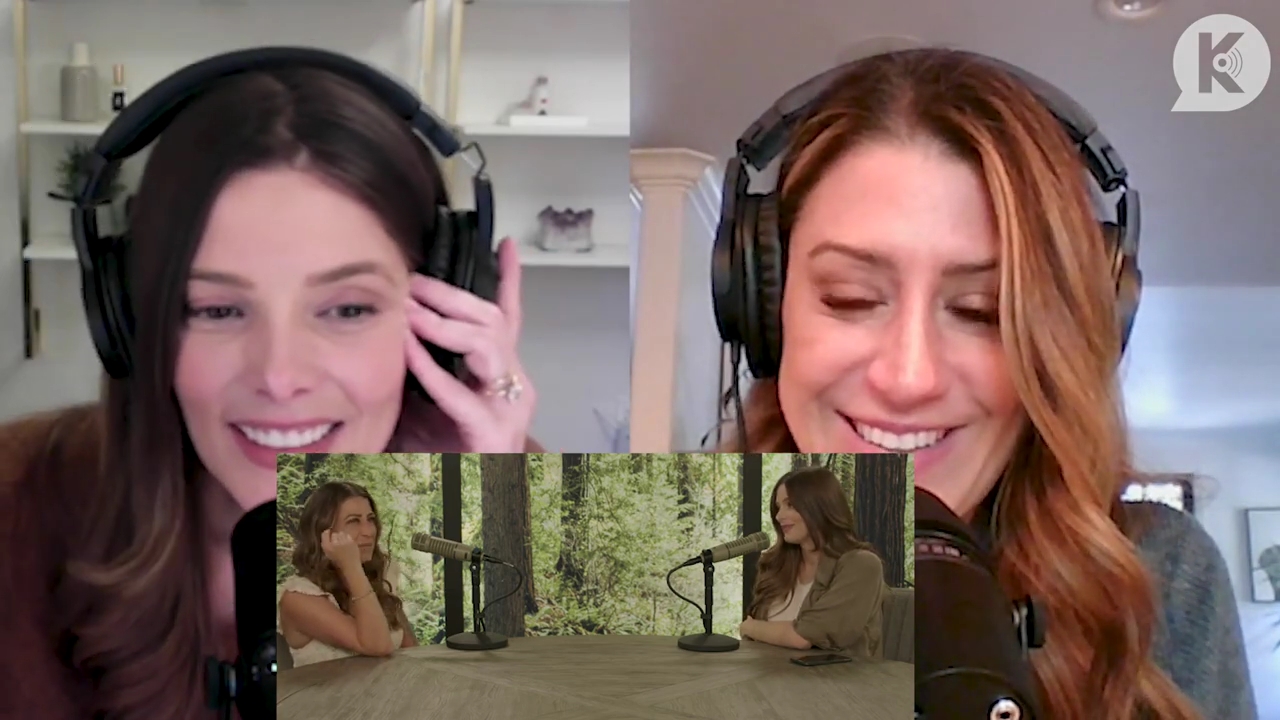 Ashley-Greene-dot-nl_TheTwilightEffect-AshleyAndMelanieAForeverFriendship4125.jpg