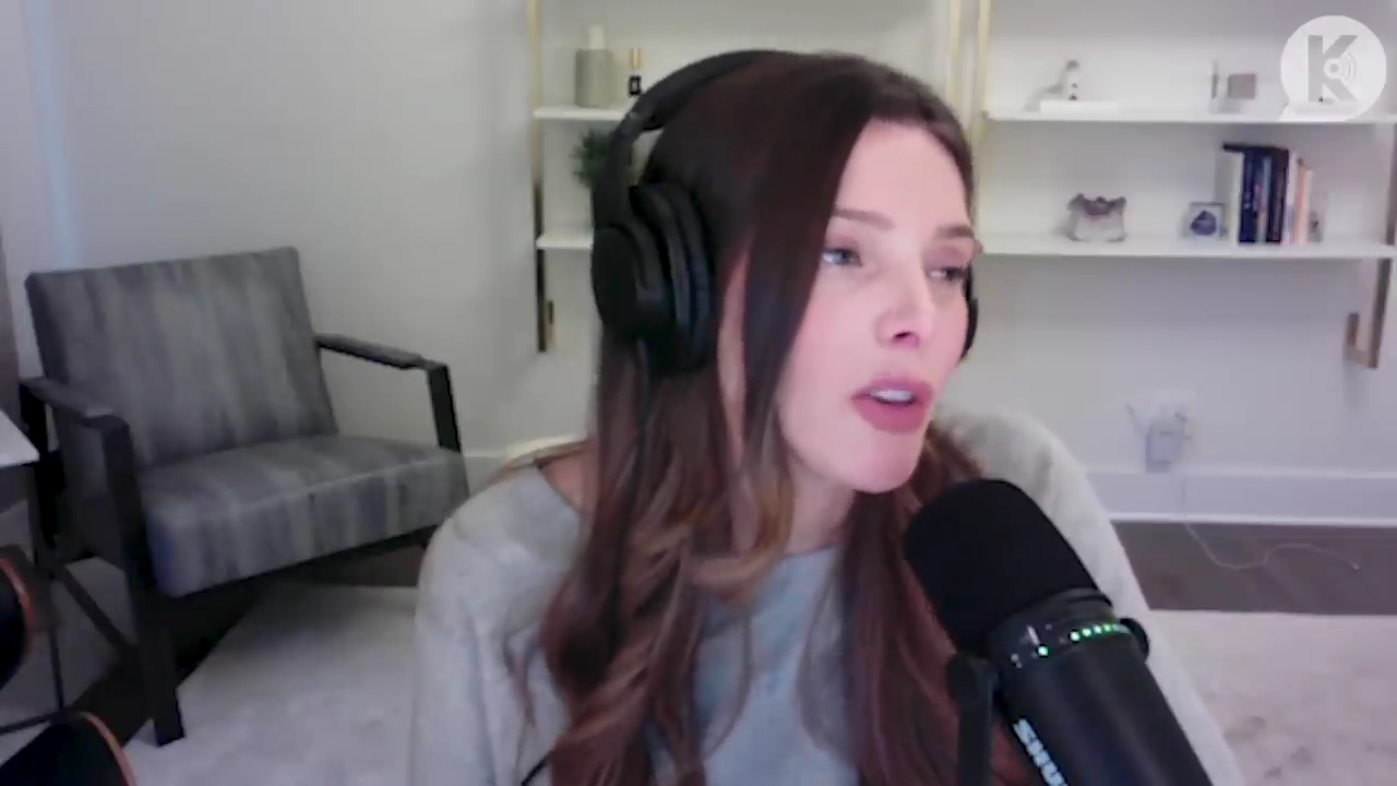 Ashley-Greene-dot-nl_TheTwilightEffect-TwihardForeverFandom0079.jpg Ashley-Greene-dot-nl_TheTwilightEffect-TwihardForeverFandom0079.jpg