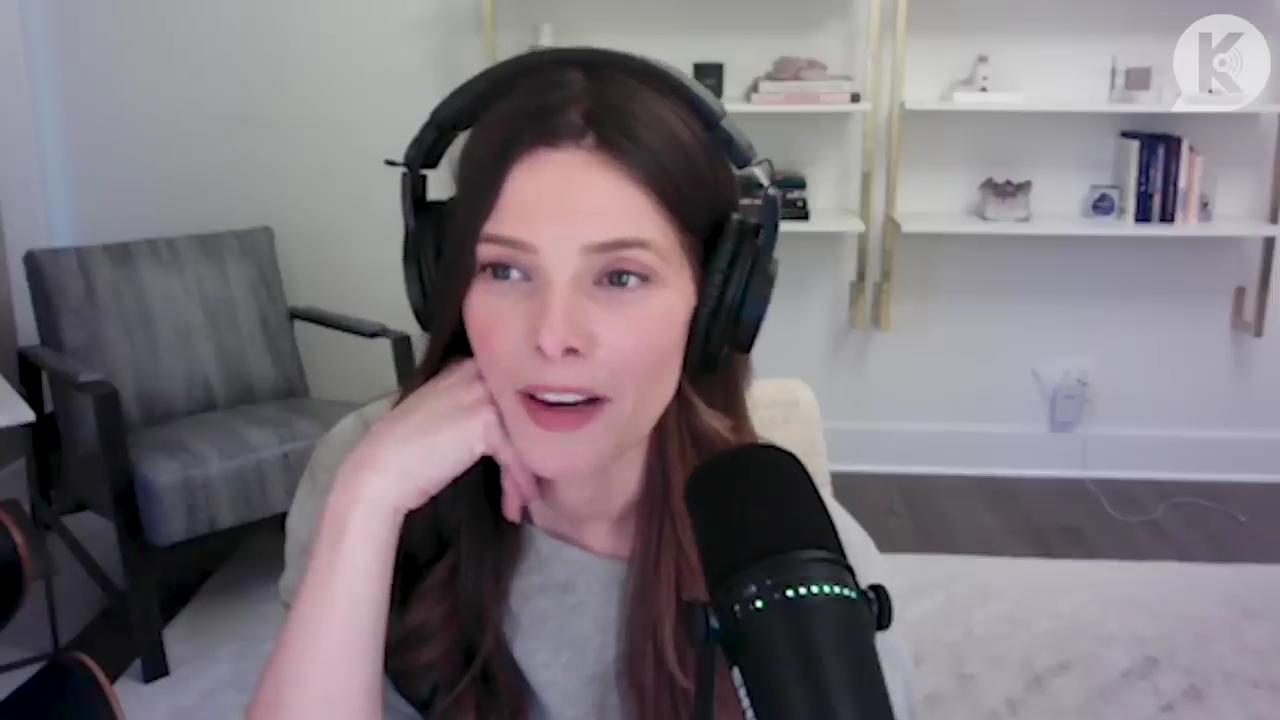 Ashley-Greene-dot-nl_TheTwilightEffect-TwihardForeverFandom0120.jpg