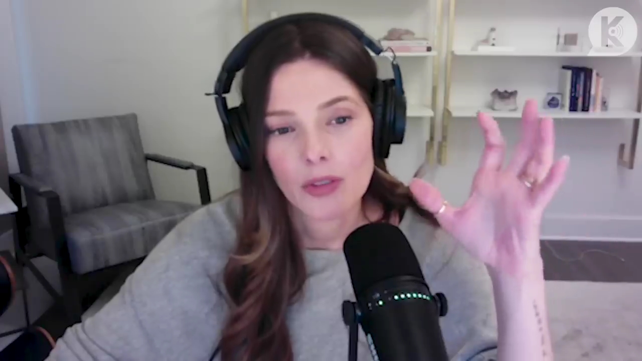 Ashley-Greene-dot-nl_TheTwilightEffect-TwihardForeverFandom0253.jpg Ashley-Greene-dot-nl_TheTwilightEffect-TwihardForeverFandom0253.jpg