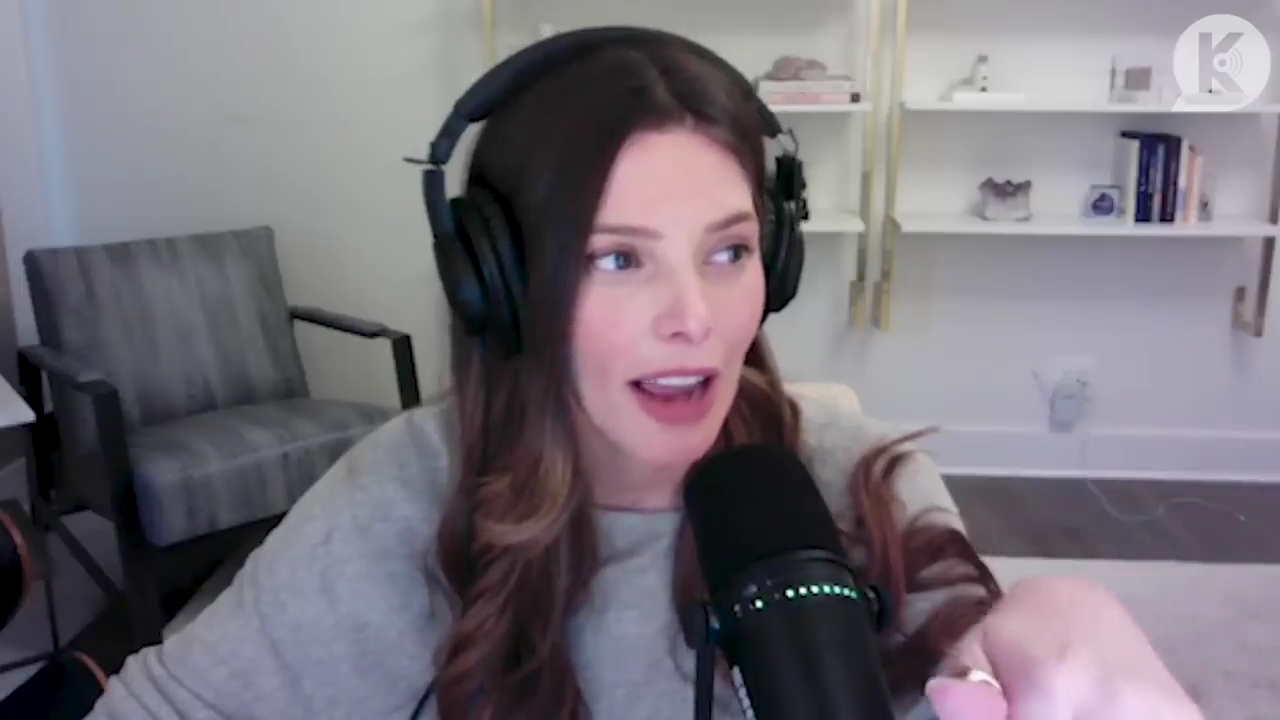 Ashley-Greene-dot-nl_TheTwilightEffect-TwihardForeverFandom0280.jpg Ashley-Greene-dot-nl_TheTwilightEffect-TwihardForeverFandom0280.jpg