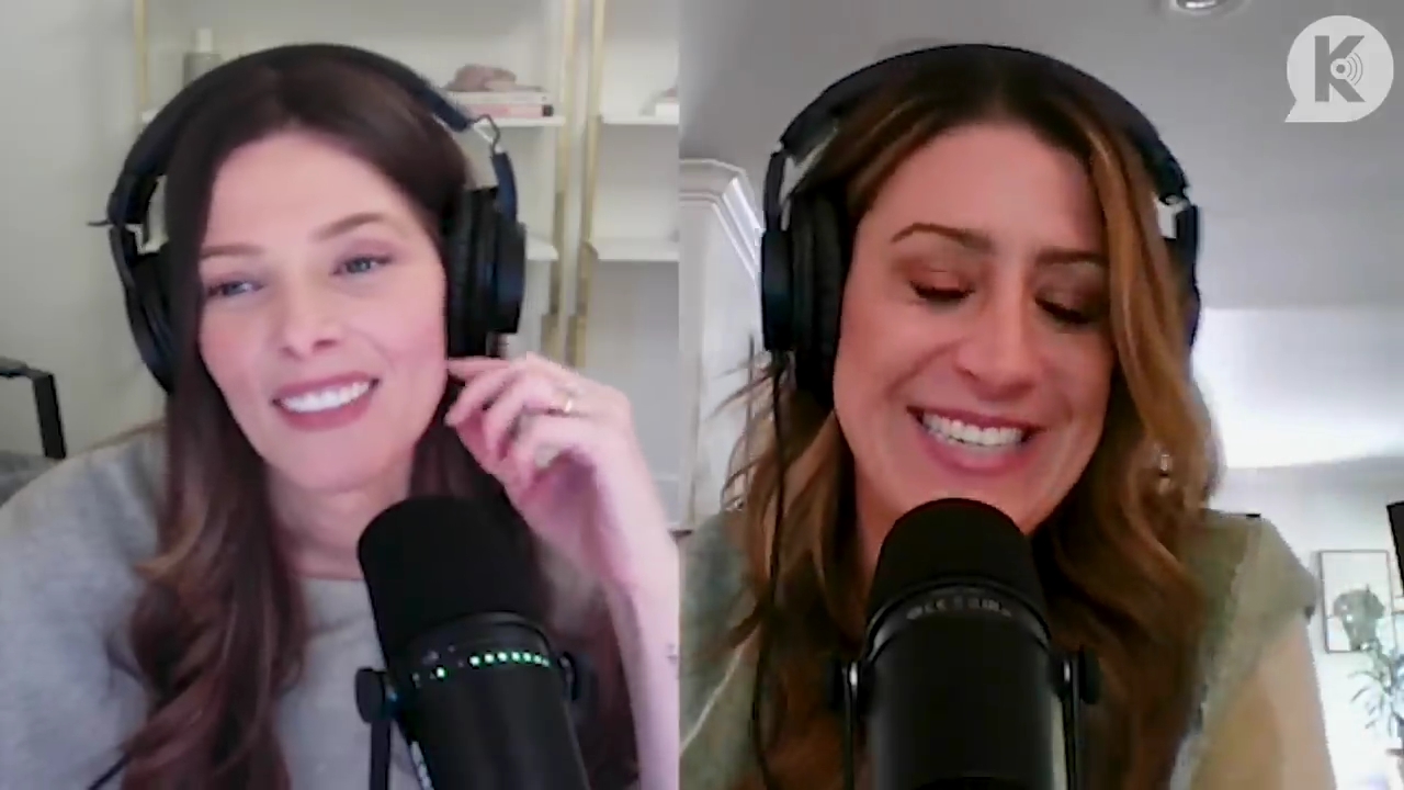 Ashley-Greene-dot-nl_TheTwilightEffect-TwihardForeverFandom0296.jpg Ashley-Greene-dot-nl_TheTwilightEffect-TwihardForeverFandom0296.jpg