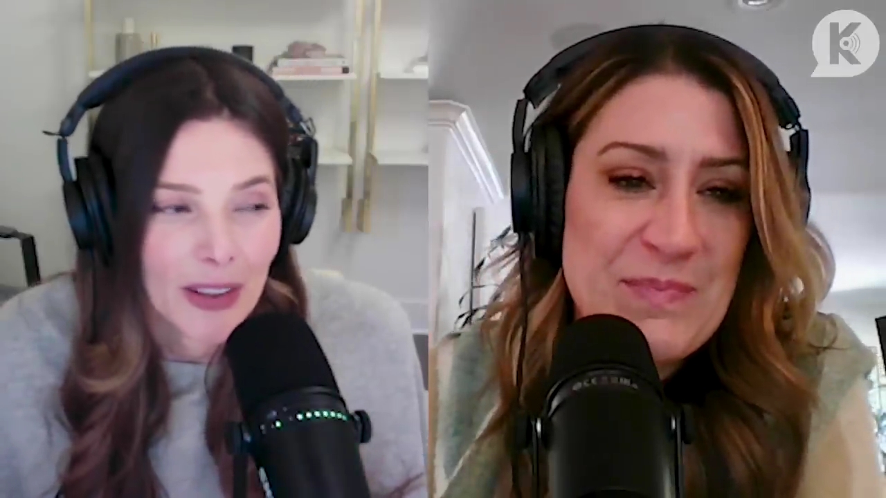 Ashley-Greene-dot-nl_TheTwilightEffect-TwihardForeverFandom0320.jpg Ashley-Greene-dot-nl_TheTwilightEffect-TwihardForeverFandom0320.jpg