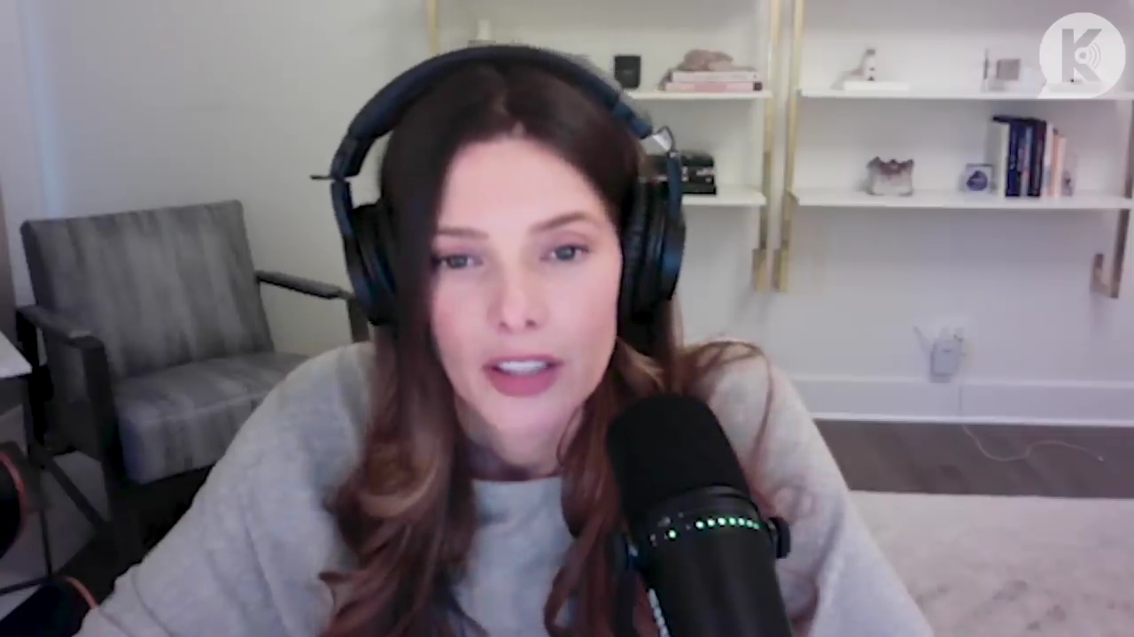 Ashley-Greene-dot-nl_TheTwilightEffect-TwihardForeverFandom0408.jpg
