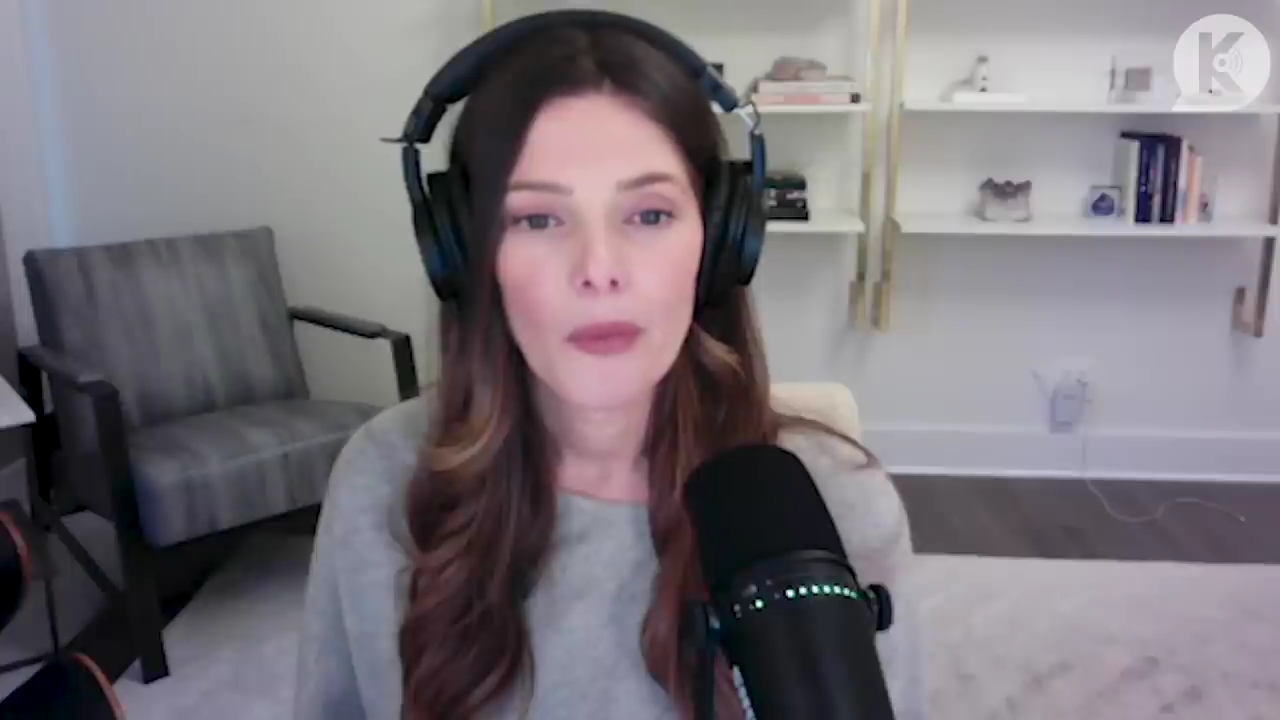 Ashley-Greene-dot-nl_TheTwilightEffect-TwihardForeverFandom0430.jpg