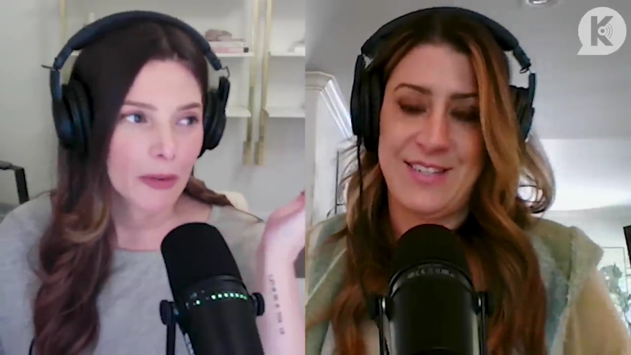 Ashley-Greene-dot-nl_TheTwilightEffect-TwihardForeverFandom0469.jpg Ashley-Greene-dot-nl_TheTwilightEffect-TwihardForeverFandom0469.jpg