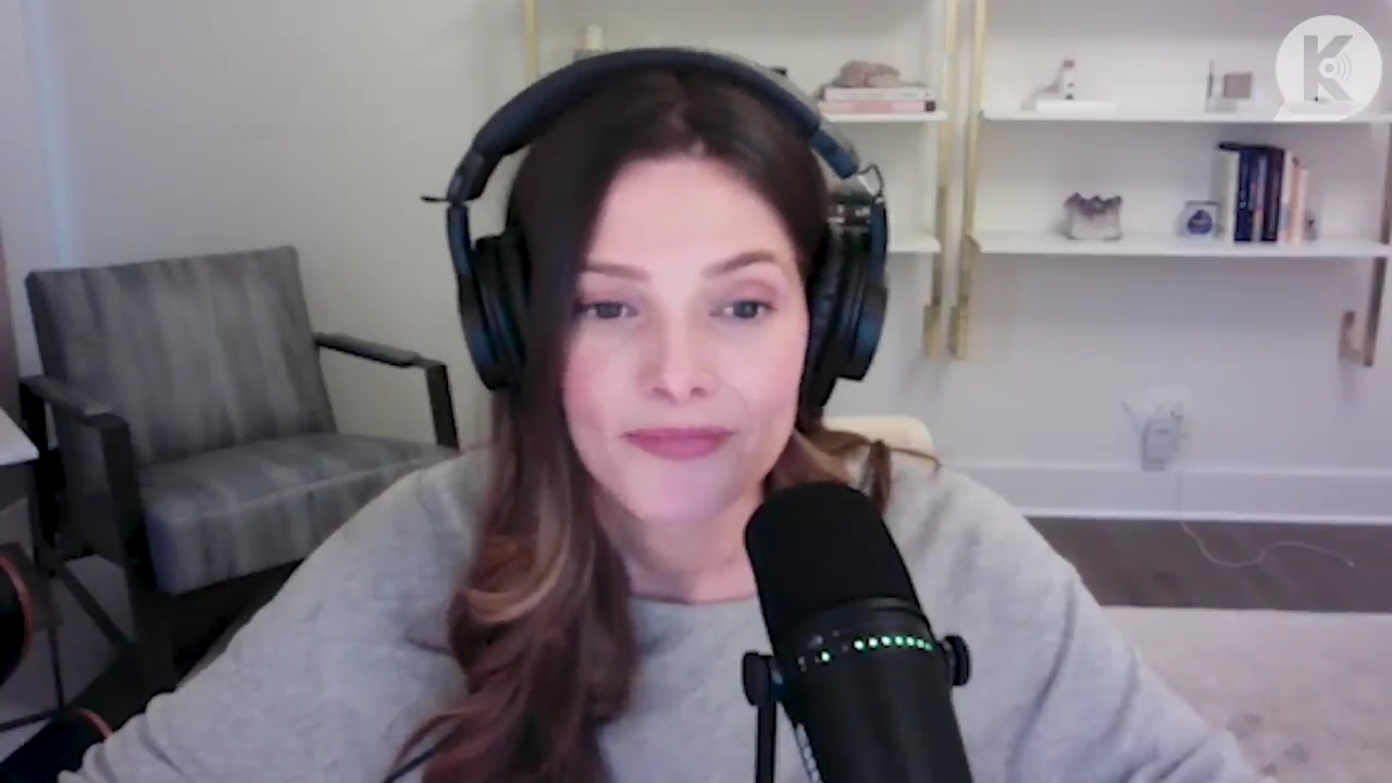 Ashley-Greene-dot-nl_TheTwilightEffect-TwihardForeverFandom0540.jpg Ashley-Greene-dot-nl_TheTwilightEffect-TwihardForeverFandom0540.jpg