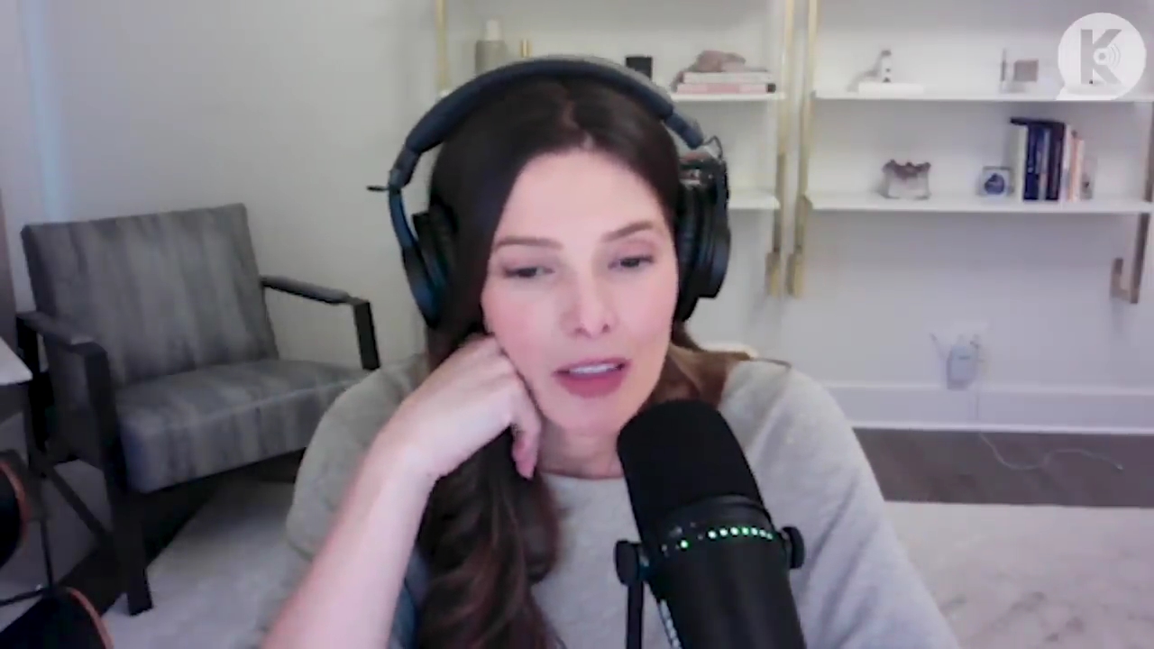Ashley-Greene-dot-nl_TheTwilightEffect-TwihardForeverFandom0741.jpg